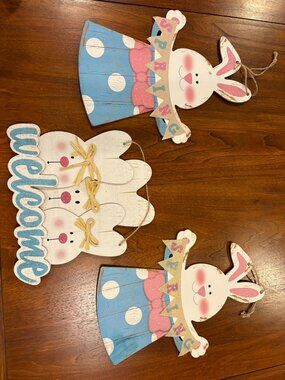 Lot of three spring decor hanging rabbits, pressed wood, twine hangers